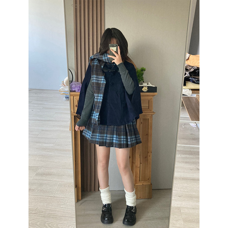JK制服毛呢斗篷套装女秋冬2025新款小个子格子披风围巾领毛呢外套