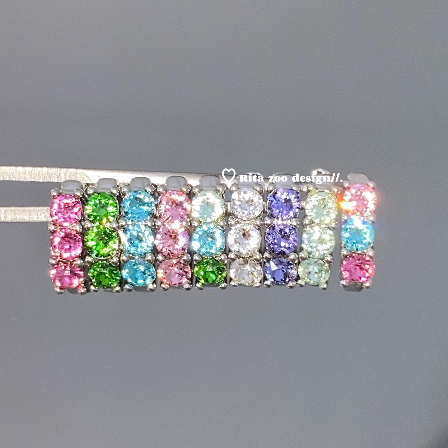 华子三钻爆闪撞色钛钢耳圈耳环