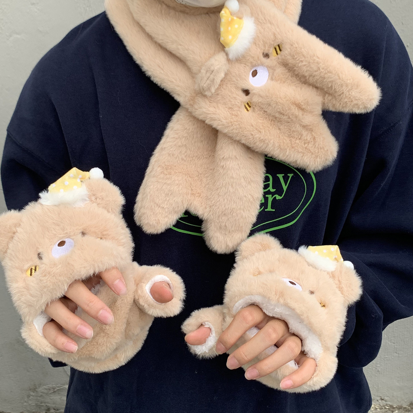 可爱小熊翻盖半指手套女冬加厚保暖骑车防风学生写字毛绒防寒手套,服饰配件/皮带/帽子/围巾,手套,淘宝优惠券,粉丝福利购,淘宝优惠卷