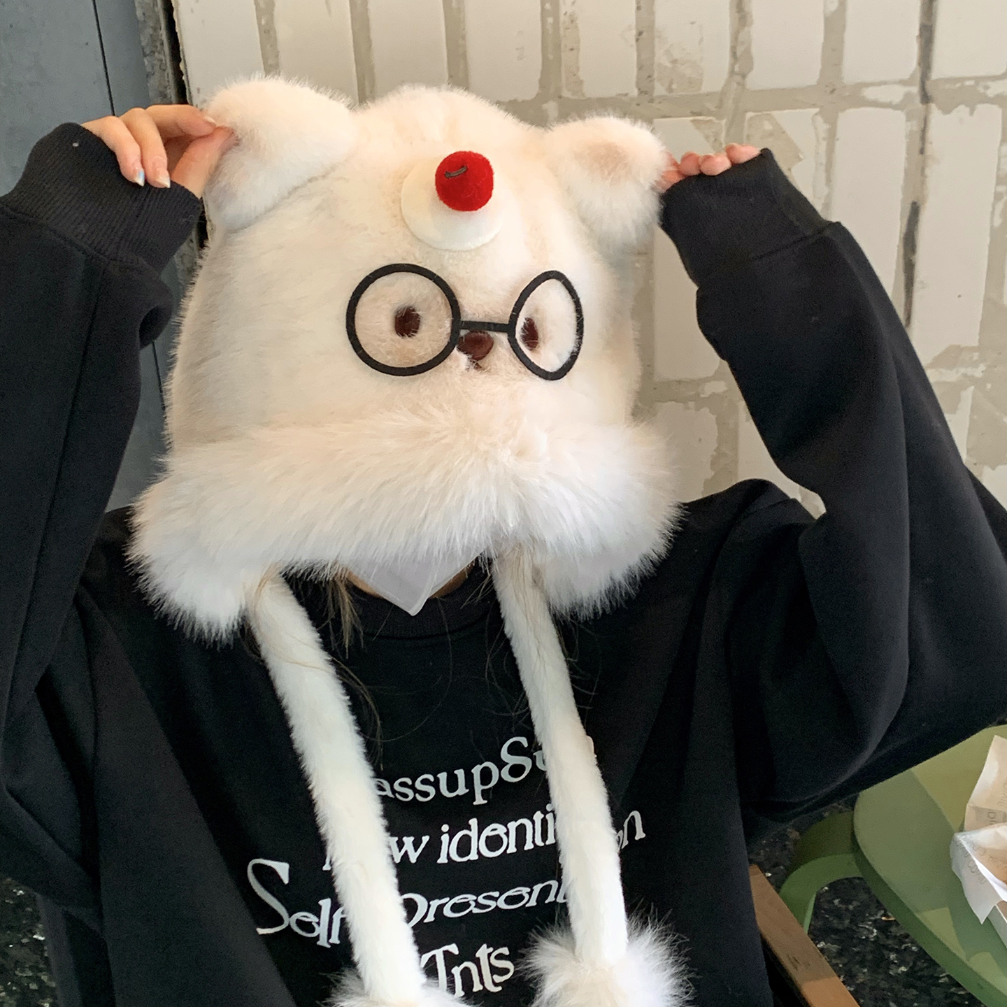 毛绒帽子女秋冬季骑车护耳一体保暖帽可爱猫咪加绒女帽防寒显脸小
