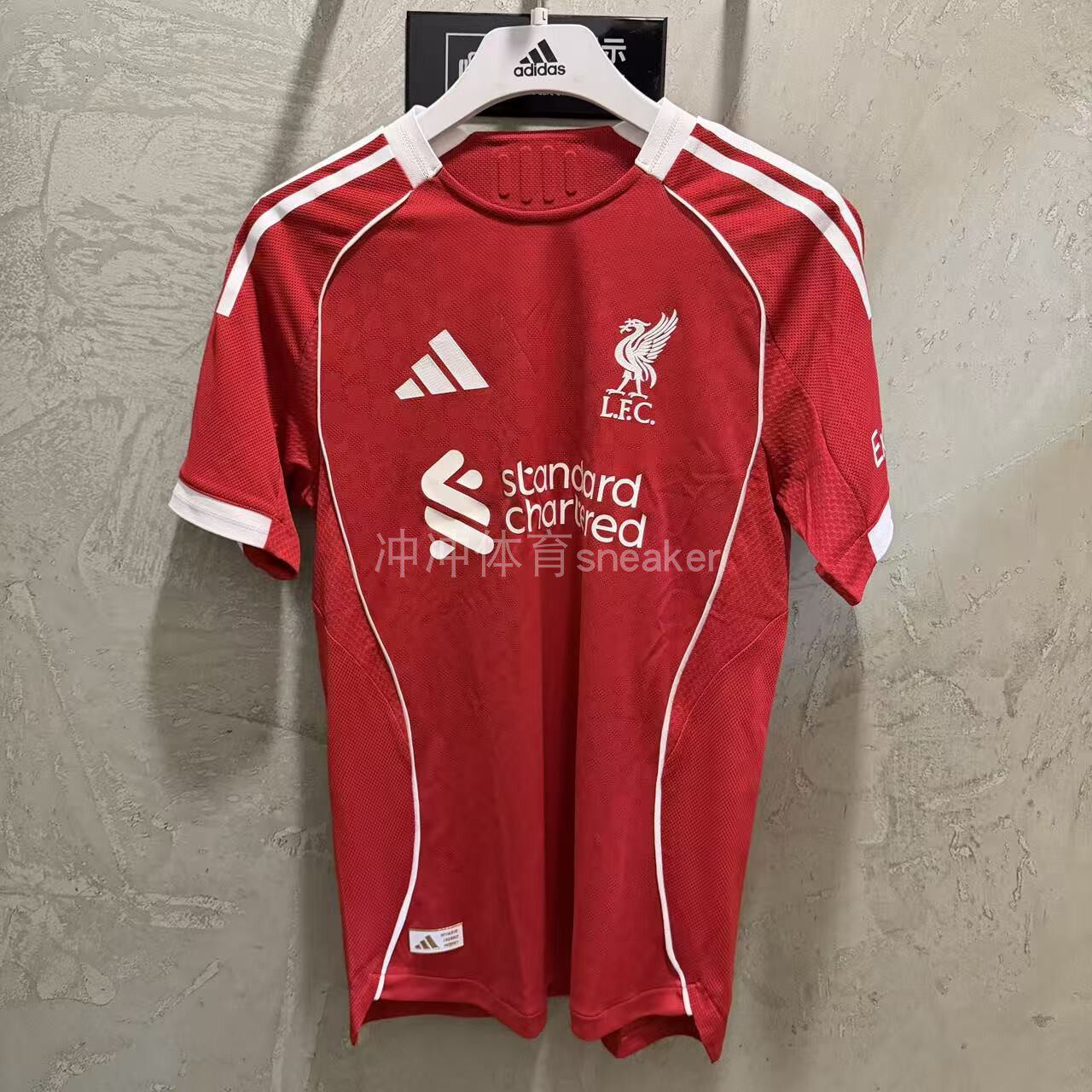 ADIDAS阿迪达斯正品 利物浦25/26赛季球员版短袖足球衣 JY4237
