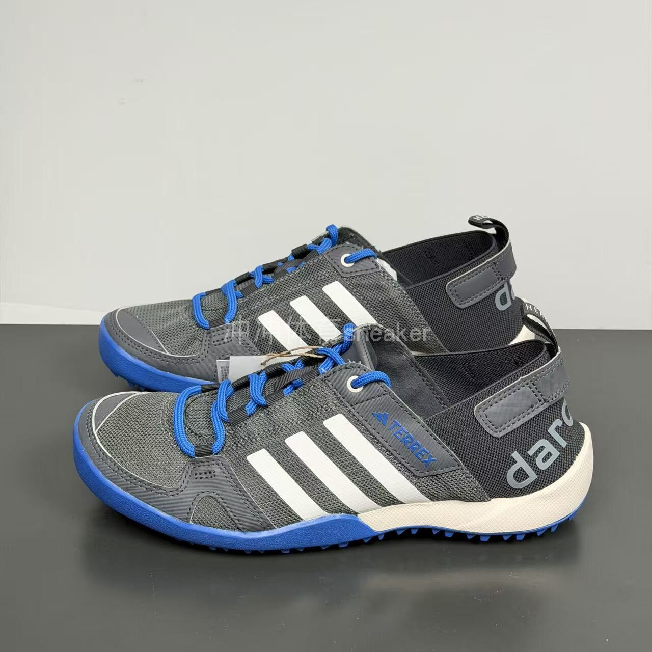 ADIDAS阿迪达斯正品TERREX X DAROGA 低帮休闲溯溪涉水鞋 HP8637