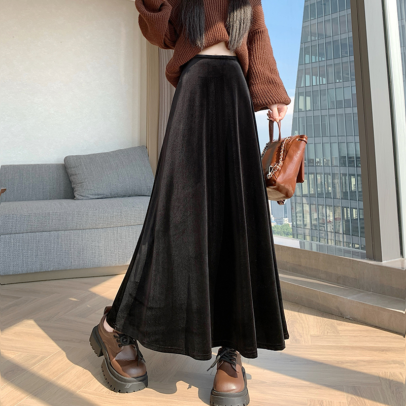 实拍2025高级丝绒软底亲肤面料半身裙超大摆长裙松紧腰秋冬中长裙