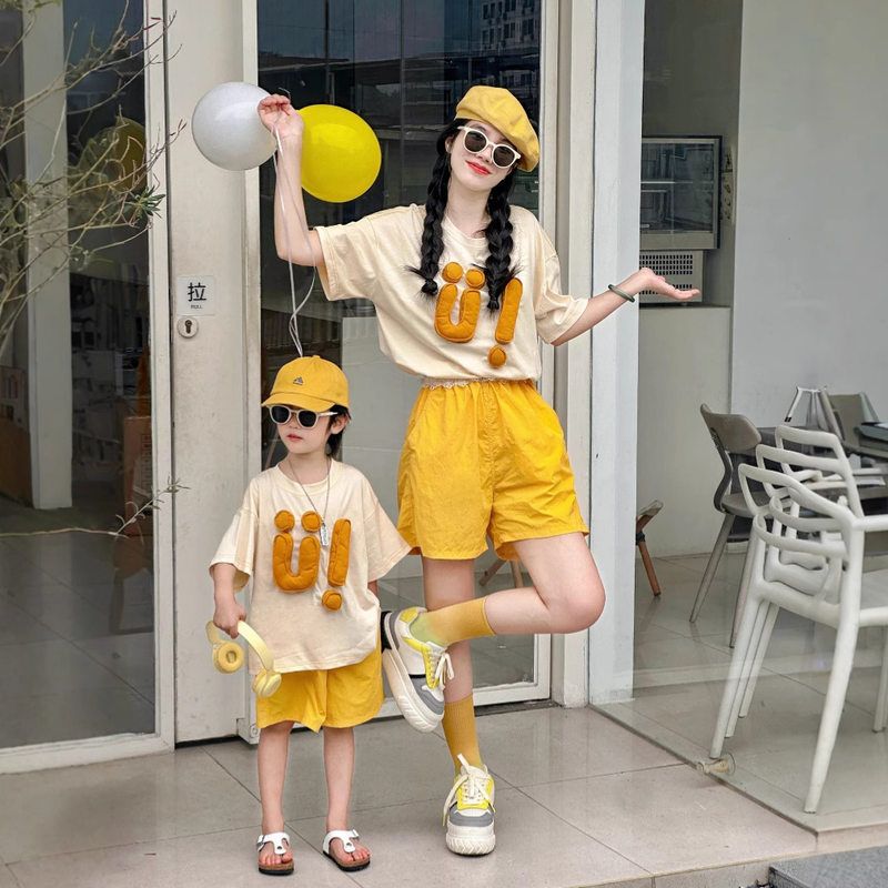 不一样的炸街亲子装夏季立体玩偶T恤糖果色裤子套装百搭休闲套装