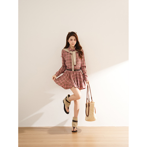玫瑰布朗 韩系甜美学院风格纹翻领衬衫收腰A字连衣裙短裙披肩套装