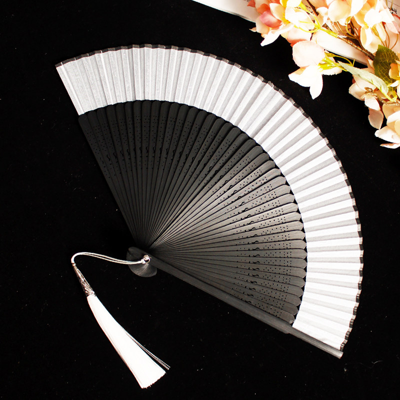 无邪  高档日式扇子和风折扇7寸纯色真丝竹扇礼品扇流苏