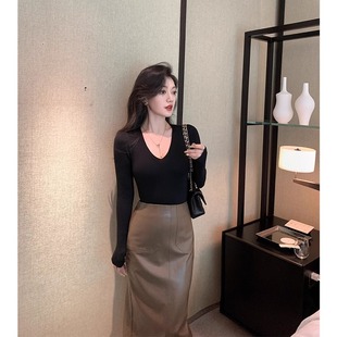 气质v领针织衫女2025秋季新品紧身毛衣内搭羊毛打底衫白色上衣