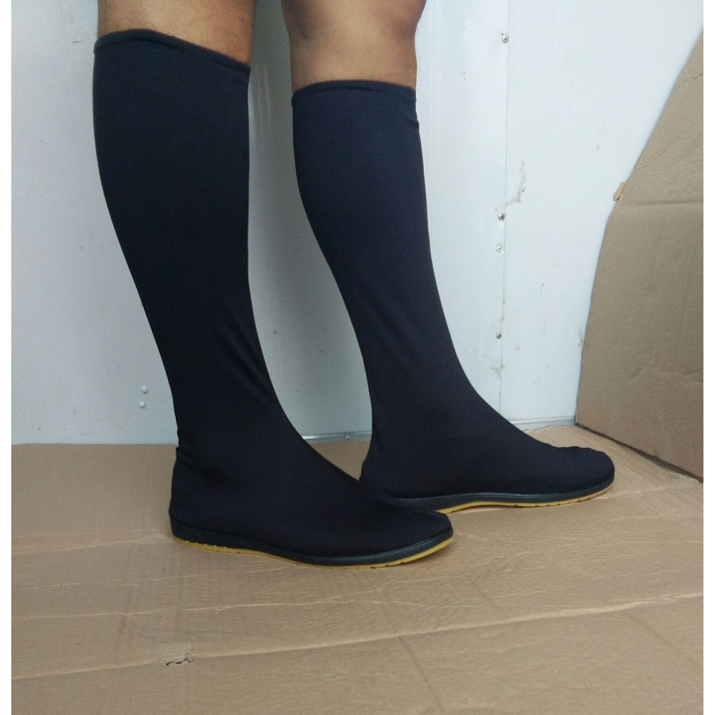 热卖藏族舞靴少数民族表演鞋男士舞台舞蹈演出靴蒙古弹力高筒靴子