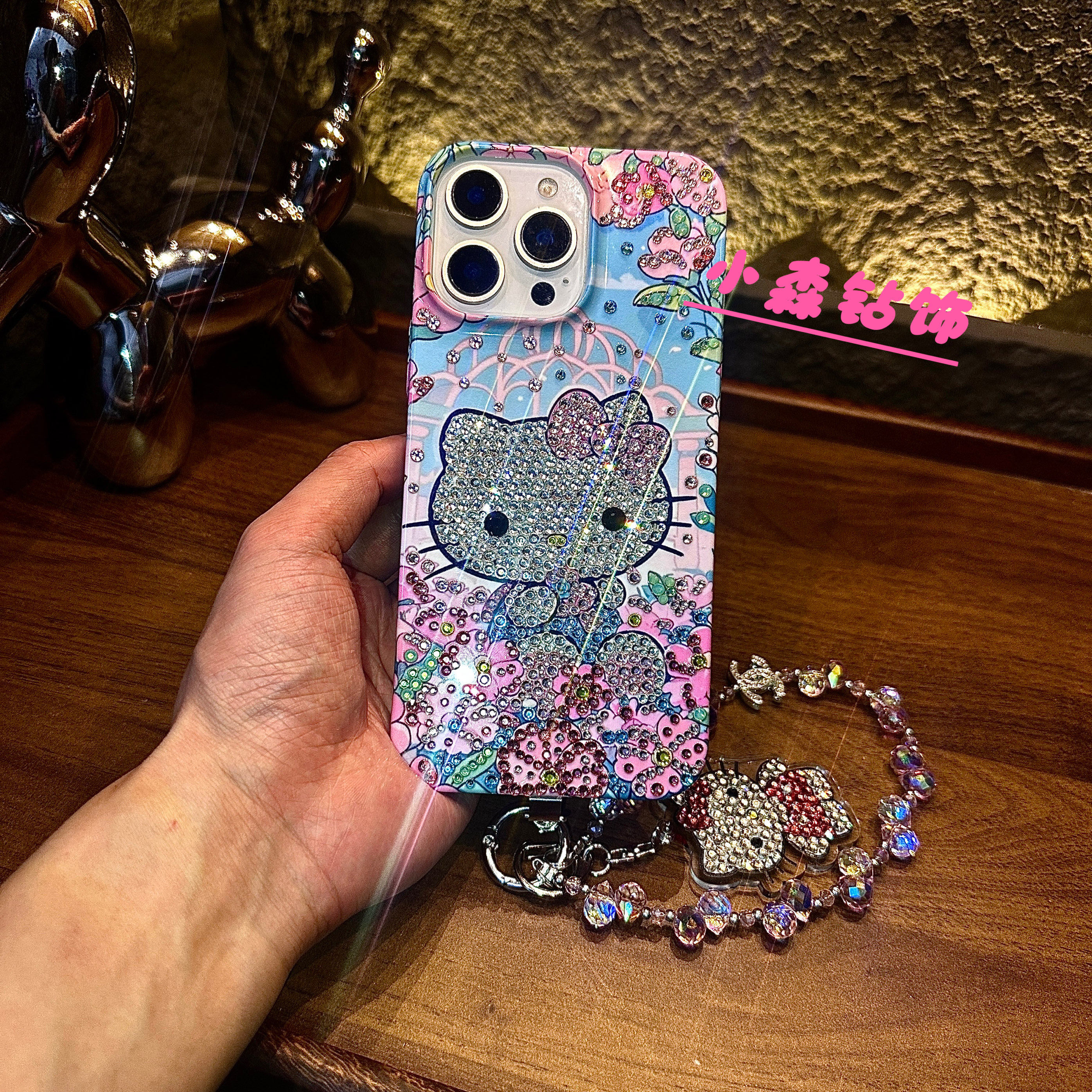 樱花水钻爆闪iPhone17promax手机壳14promax苹果15 kitty猫镜子16