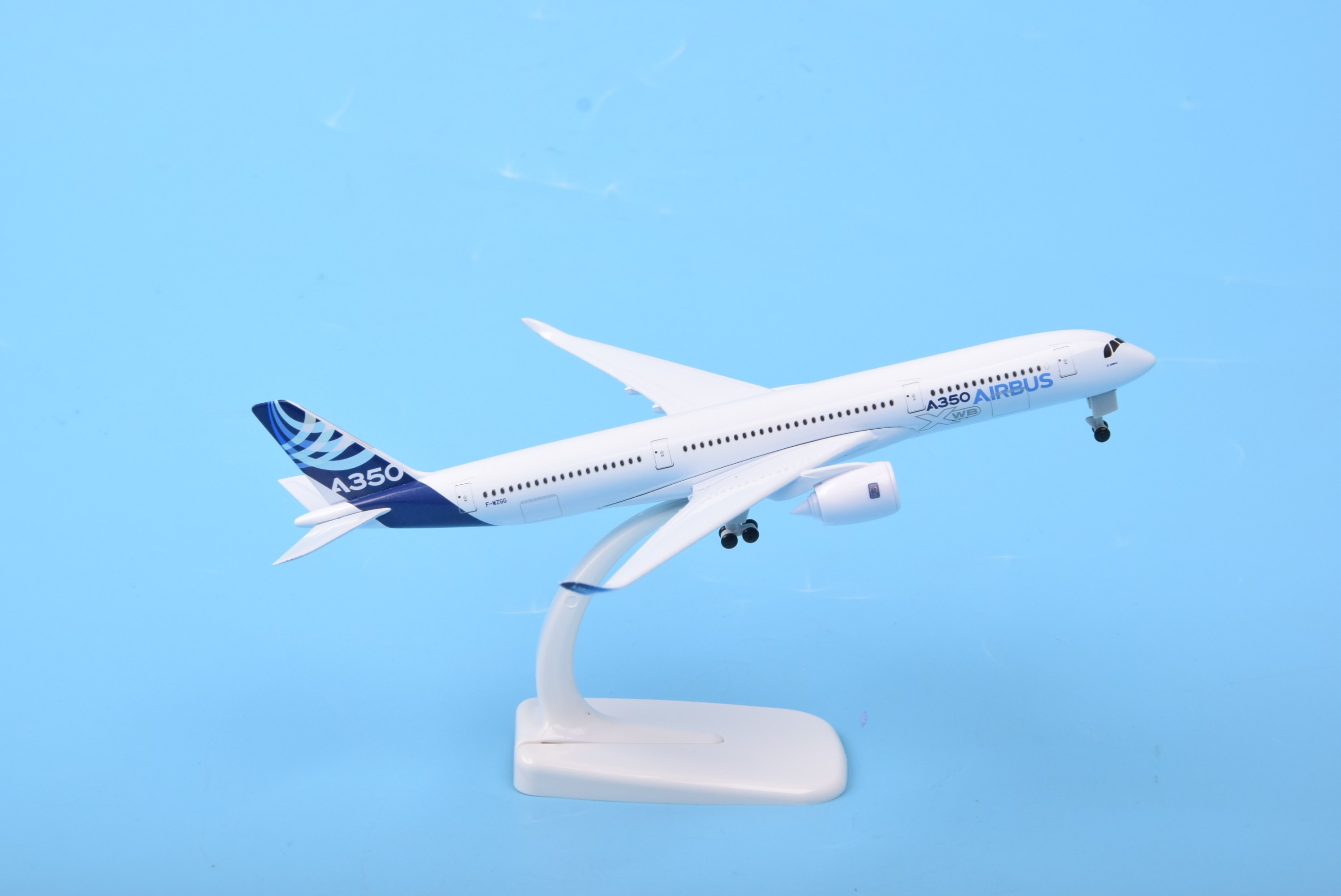 20cm带轮原型a350客机起落架可拆卸合金材质飞机模型摆件纪念收藏