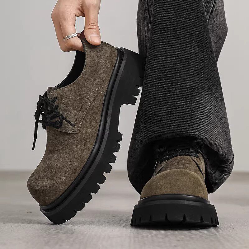 鞋子男款2026新款透气复古工装鞋大头厚底德比鞋翻毛皮低帮马丁靴