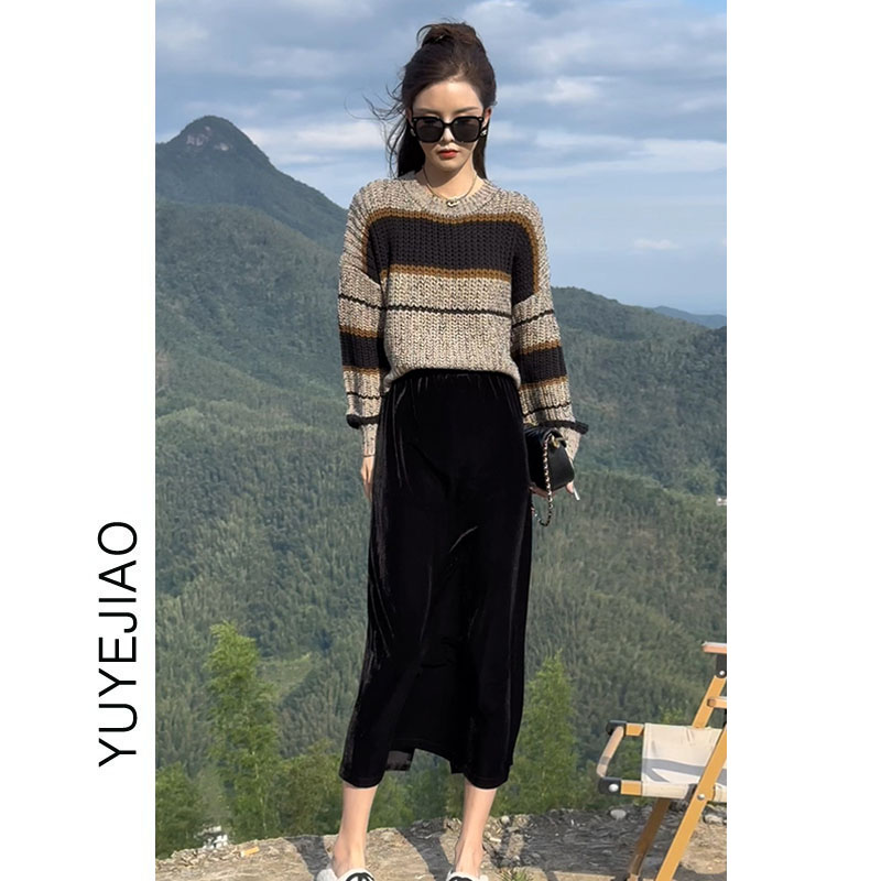 早秋装搭配一整套2023网红爆款慵懒风条纹毛衣半身裙套装女两件套