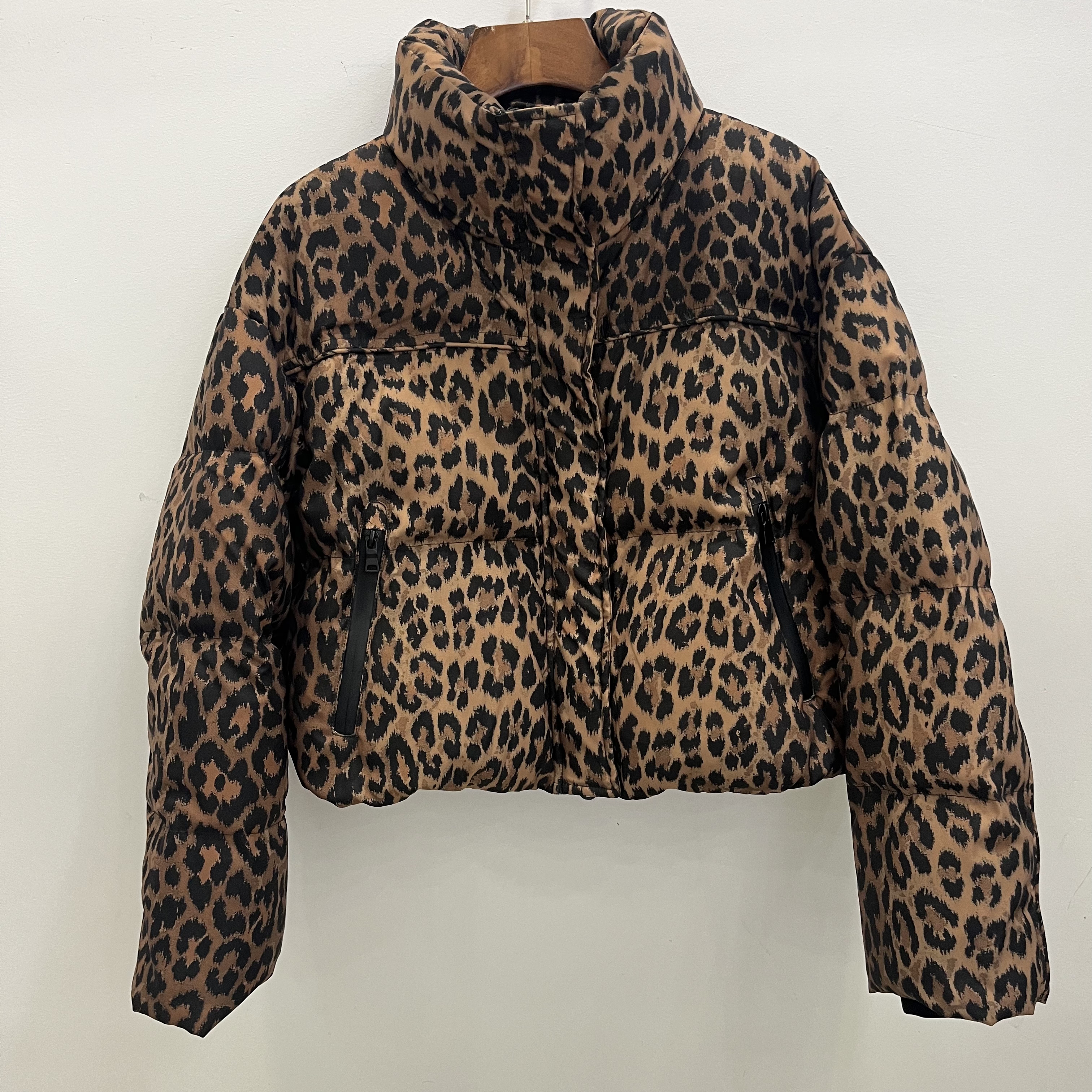 豹纹短款羽绒服女宽松加厚白鸭绒