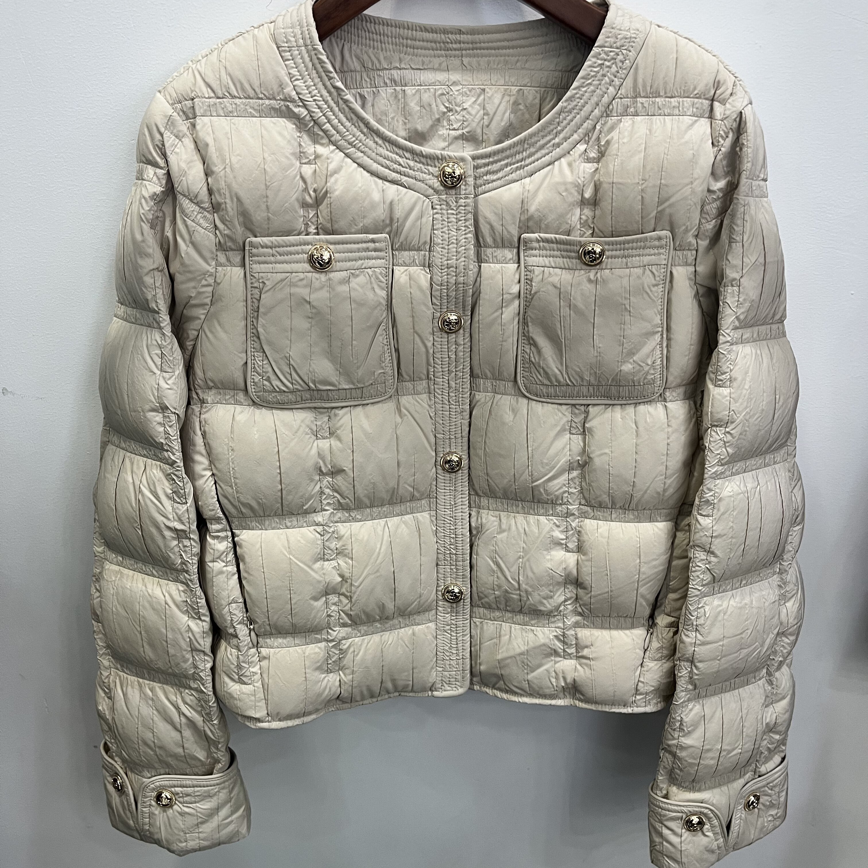 2025新款时尚圆领新国标90白鸭绒羽绒服女短款小个子轻薄保暖外套,女装/女士精品,羽绒服,淘宝优惠券,粉丝福利购,淘宝优惠卷