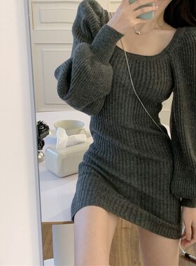 方领毛衣连衣裙女春装2026年新款小个子内搭纯欲风辣妹包臀短裙子