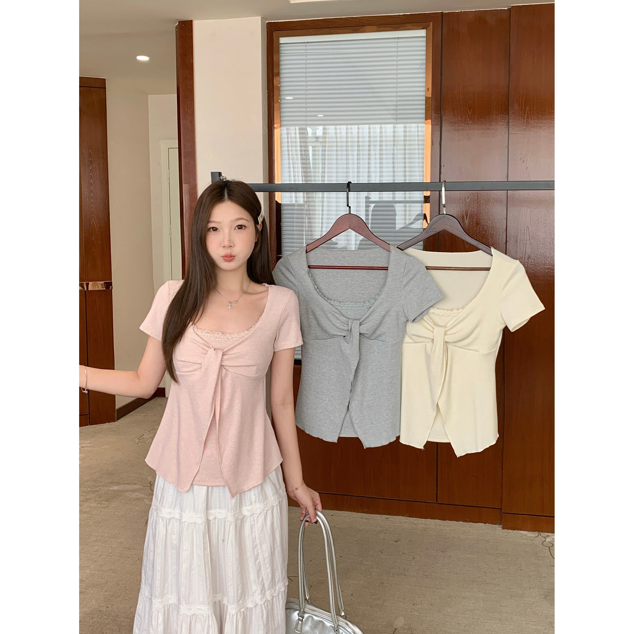 月朵依大码女装夏季短袖T恤上衣图片