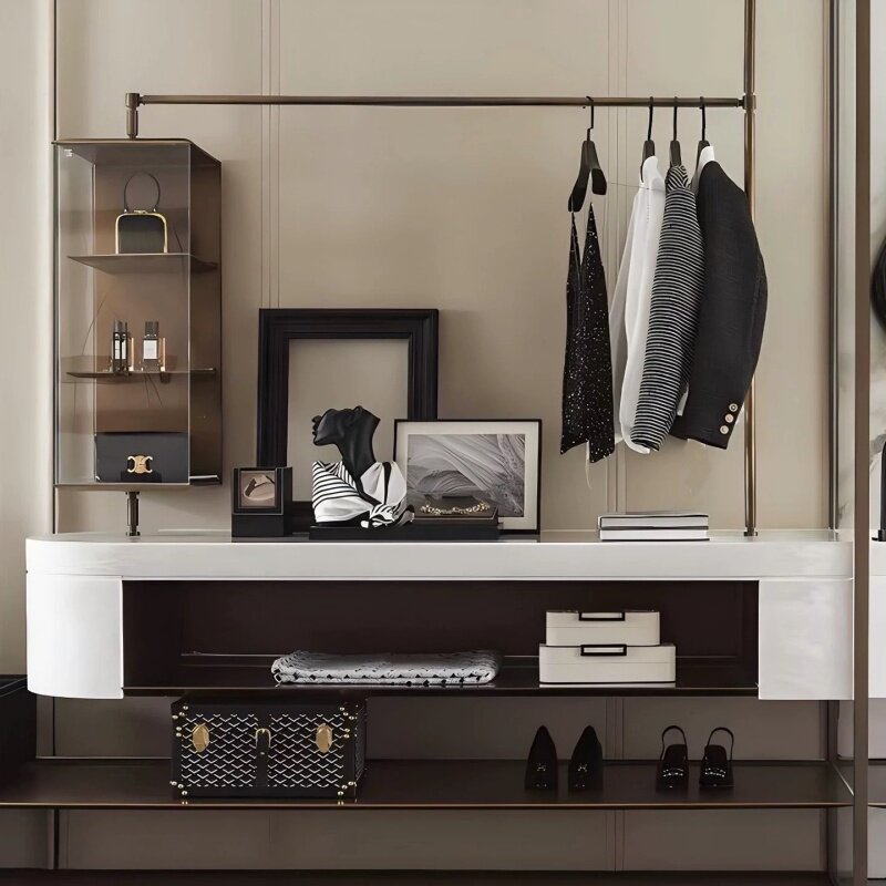 现代轻奢样板间衣帽间衣橱装饰品服装道具收纳箱女士卧室软装摆件