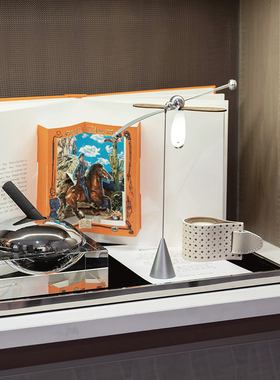 样板房轻奢风格玄关创意摆件售楼处高档家居饰品组合香薰纪念册