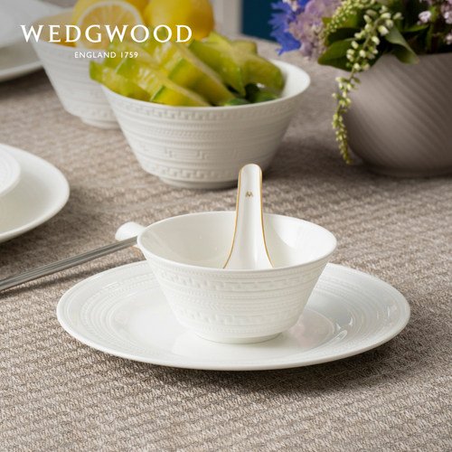 Wedgwood致活浮雕骨瓷甜品饭碗