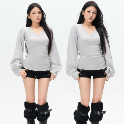 【吉月月】灰色慵懒松弛感大V领长袖毛针织上衣