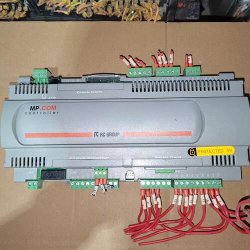 议价CAREL控制器PC01RC010KPC01RC020KPC01RC030K