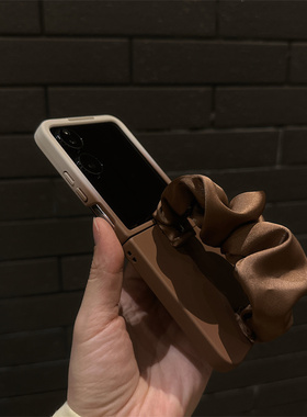 棕色渐变腕带适用小米mix2手机壳三星Zflip7华为Pocket折叠荣耀OPPO FindN3摩托罗拉razr60手链PuraX2保护套5