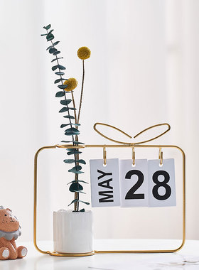 现代简约风家居客厅桌面日历摆件书桌创意铁艺水养插花装饰品摆件
