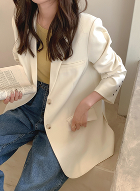 西装外套女2026春季新款宽松休闲白色炸街设计感小众小西服上衣