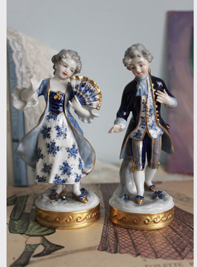 手绘维多利亚风雕像摆件