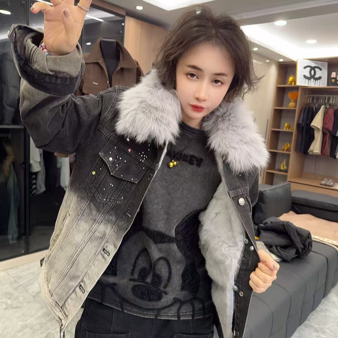 春姐精选时尚新款毛领派克服