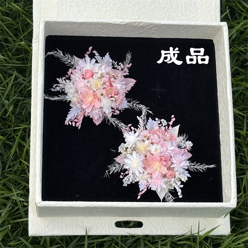 成品永生花戒指婚礼花戒樱花粉求婚订婚情侣对戒创意小众设计指环图片