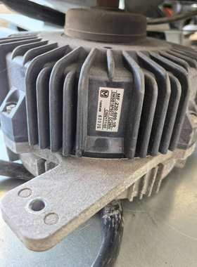 东芝中央空调外电机MF-230-600-1R DMSB18P60TF东芝外风机马达