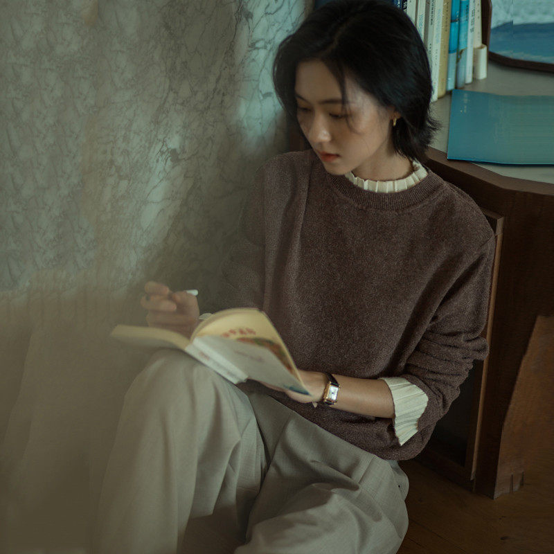 无谓假两件2025春季新款毛衣女内搭圆领休闲打底衫