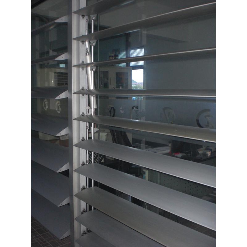 热销厂家供应铝合金执手玻璃百叶 隔音百叶式百叶窗风