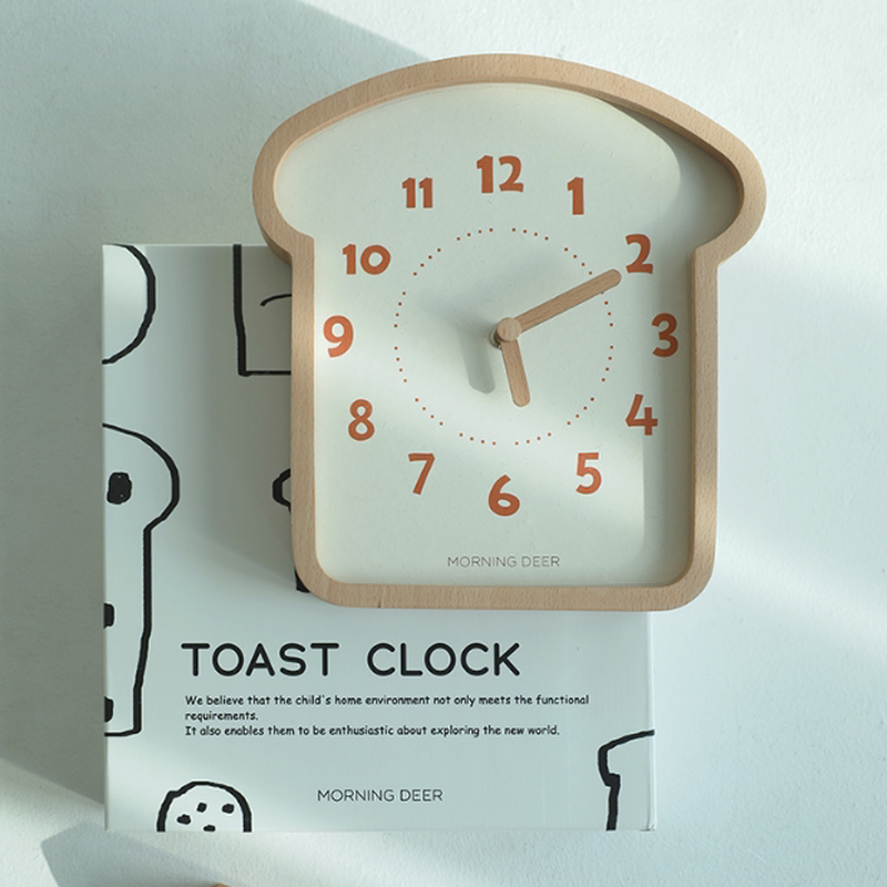 治愈系实木吐司挂钟儿童摆设静音挂表时钟桌面挂墙两用送挂钩电池