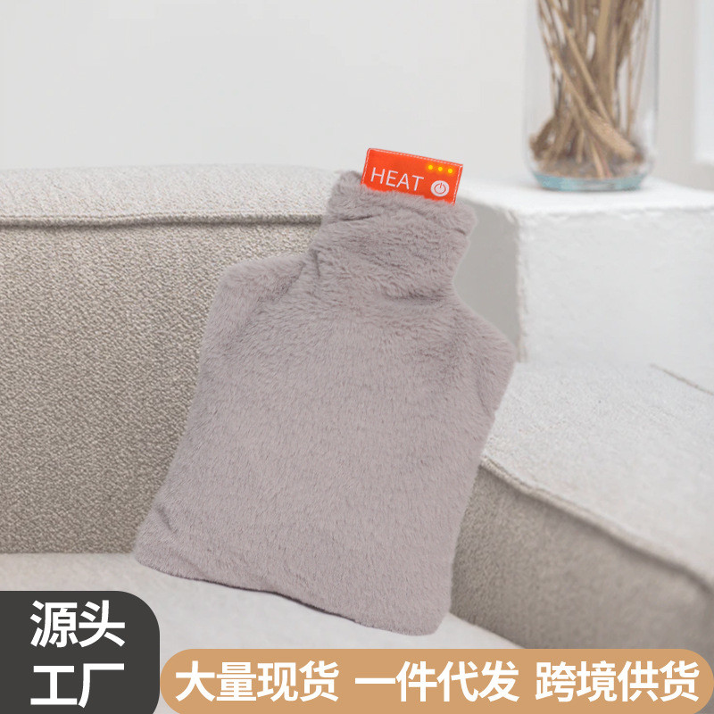 2025新款织唛USB加热抱枕暖手电热靠枕冬季办公室靠垫暖水瓶跨境