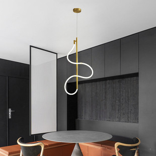 极简创意个性床头吊灯客餐厅后现代艺术长条led线条五金电镀吊灯