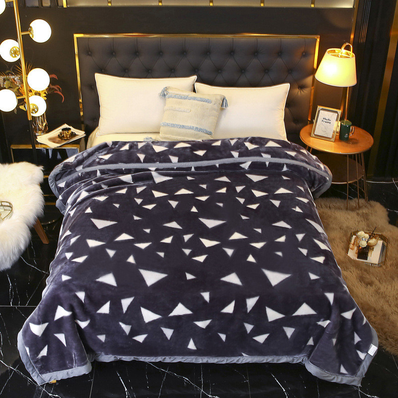 拉舍尔毛毯双层莱大红结婚庆盖毯冬季保暖学生法加厚绒毯子代发