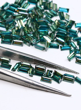 热销新品绿色祖母绿长方莫桑石批发长方直角车平小切割莫桑裸石