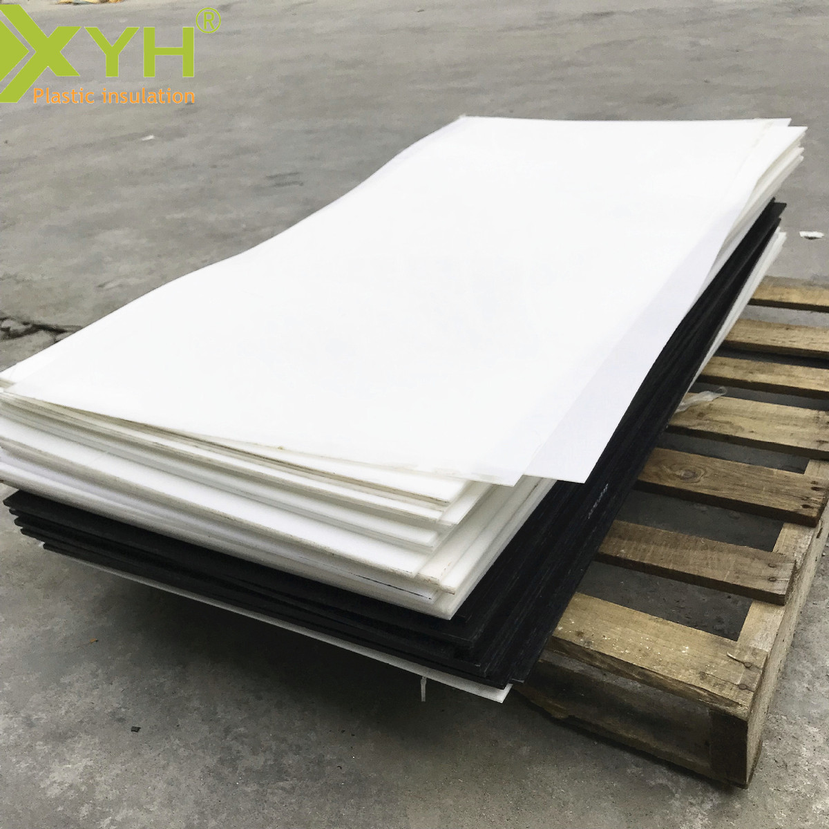 热销pom板聚甲醛可用赛钢板板于绝缘子线轴连接器等可加工