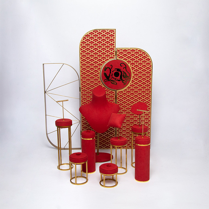 热销2020展示架金属质感珠宝展示道具创意橱窗摆设套装饰品柜台新