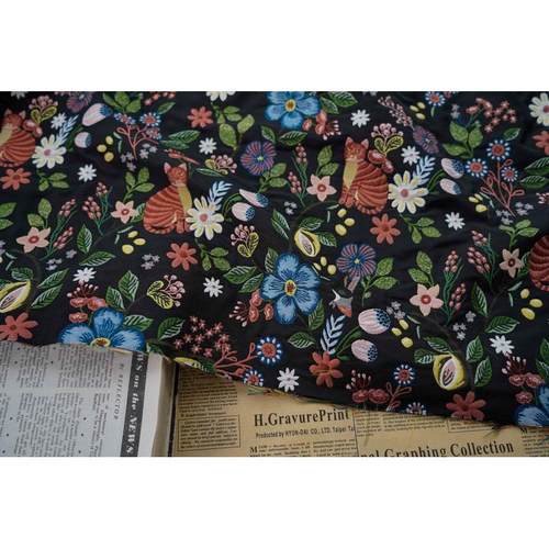 经典黑小猫咪女装碎花色织秋冬厚实浮雕面料洗漱包田园装饰包花布