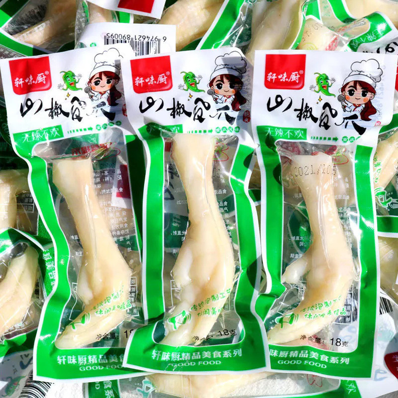 新货泡椒凤爪支鸡爪子独立包装鸡脚麻辣鸡爪儿童休闲小零食直供