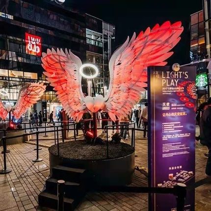 场地布置网红拍照打卡羽毛摆件之翼led发光大型羽毛翅膀橱窗天使