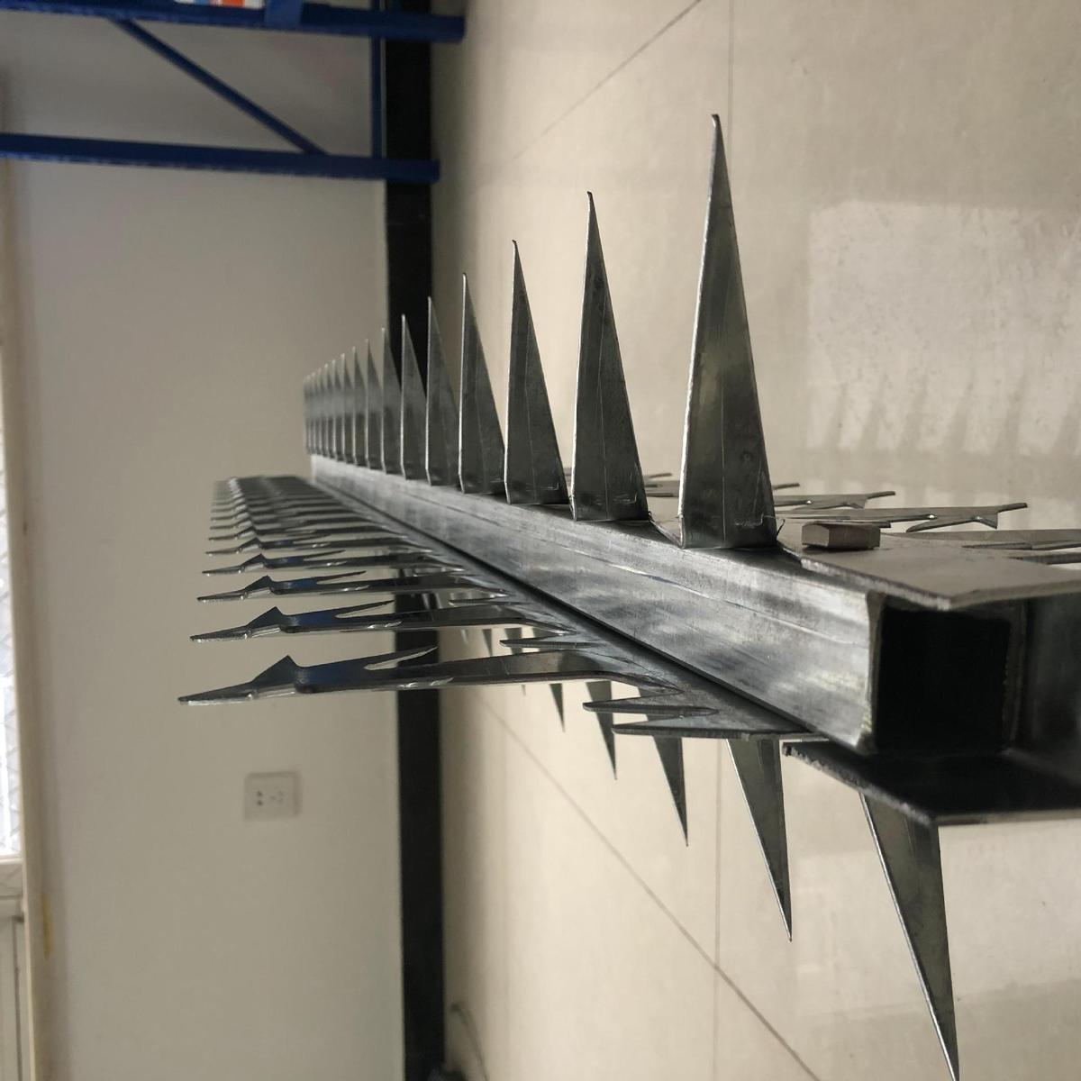 热销热镀锌不锈钢防爬刺钉阻防爬刺防盗刺大号爬刺别墅围墙防爬防