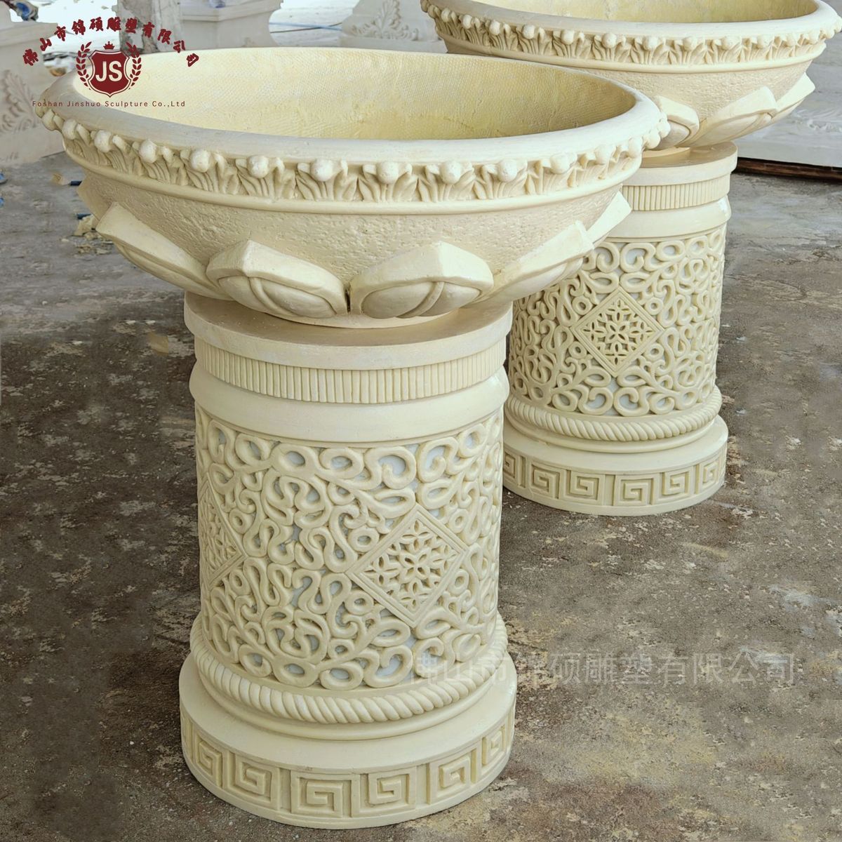 佛山厂家园林景观雕塑人造砂岩欧式花盆玻璃钢花盘钵简约花边花