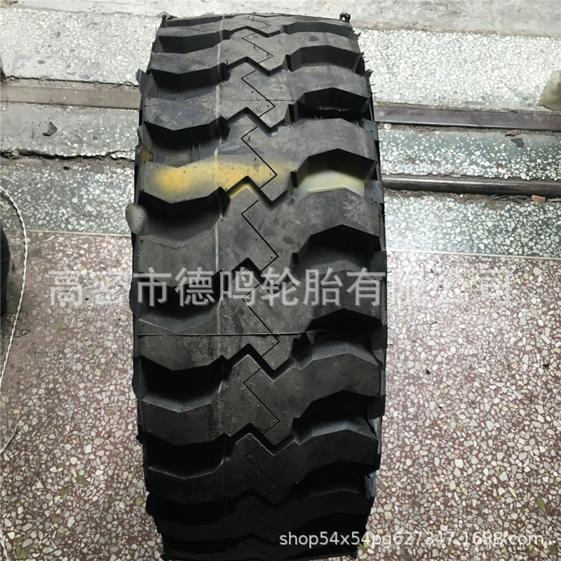 供应工程机械轮胎10R16.5双钱12R16.5