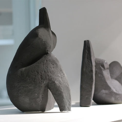 热销简约现代人物抽象陶瓷摆件售楼处书房客厅玄关书柜创意家居装