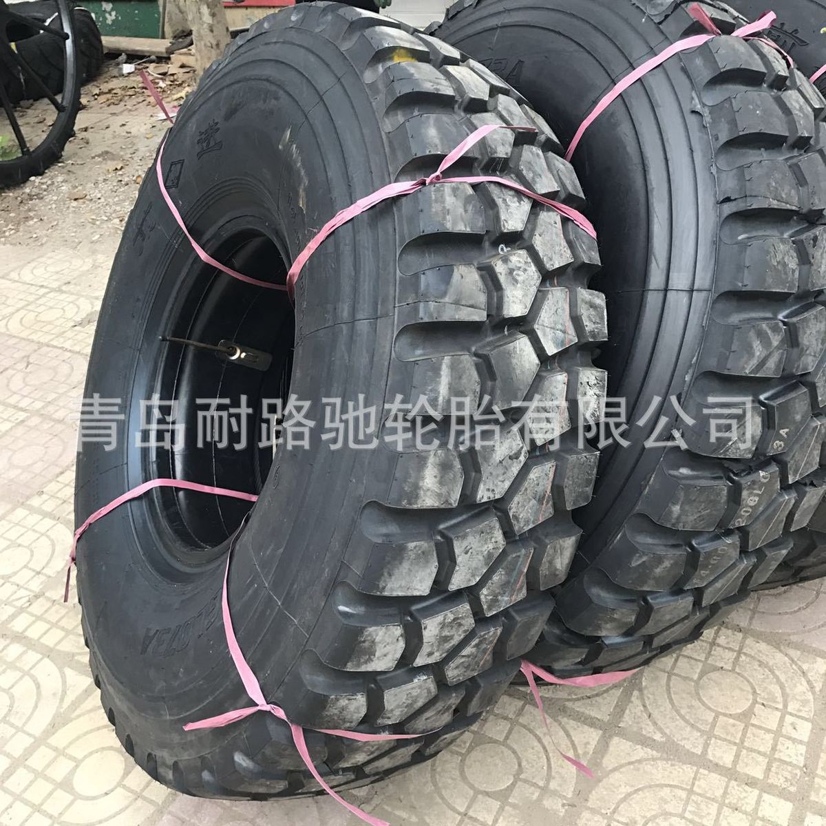 热销越野轮胎1400r20工程机械全钢轮胎14.00r20