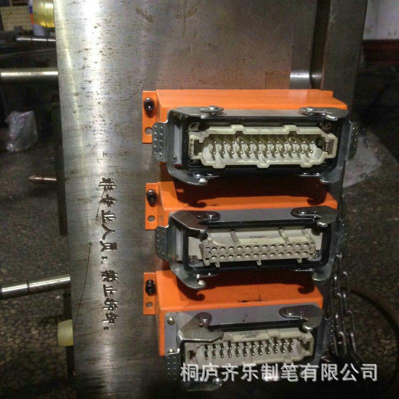 热销厂家加工产品模具塑料配件模具笔模具